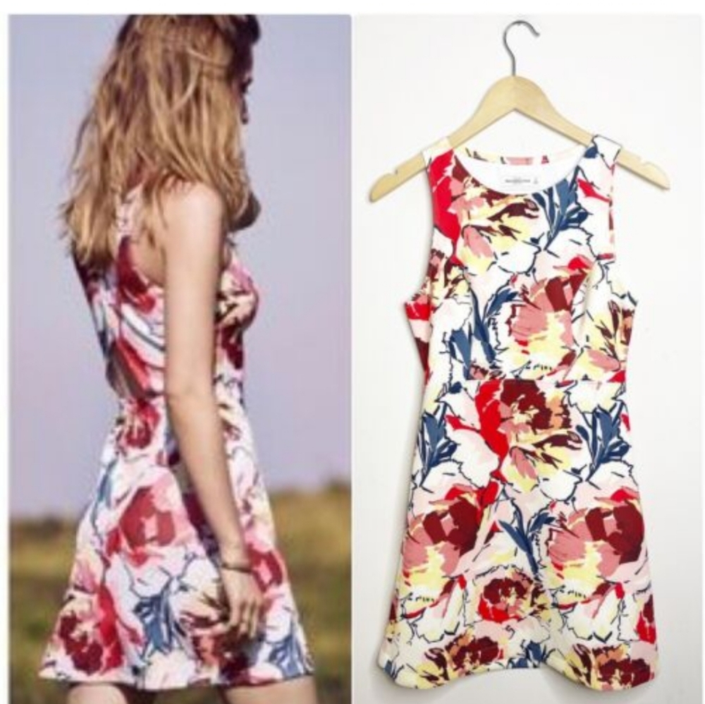 Abercrombie & Fitch Larissa floral halter dress with cut out back- small